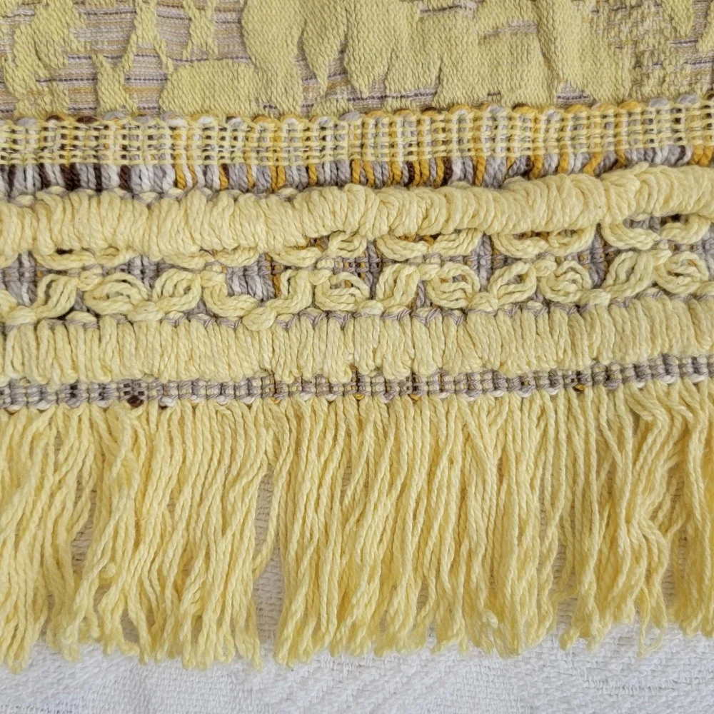 VTG Morgan Jones Matelasse Jacquard Beadspread Yellow‎ Brown Floral Full MCM USA